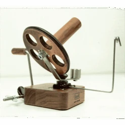 Louet Yarn Ball Winder(Louet Yarn Ball Winder) -Woolery Shop 143312 source 1747080649