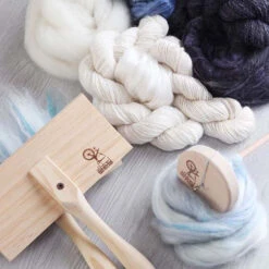 Ashford Introduction To Spinning Kit -Woolery Shop ASH ISKc 81840.1660593040