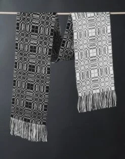 DJE Weave Long And Prosper Scarf Kit(Dje Weave Long And Prosper Scarf Kit)
