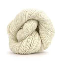 Organic Merino Fingering Weight Yarn - Skein(Organic Merino Fingering Weight Yarn Skein)