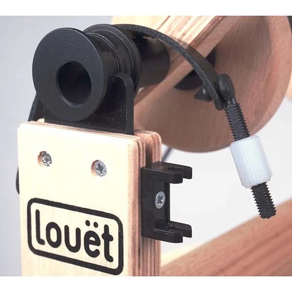 Louet S17 Spinning Wheel - Double Treadle(Louet S17 Spinning Wheel Double Treadle) 3 Louet S17 Spinning Wheel - Double Treadle(Louet S17 Spinning Wheel Double Treadle) - Image 3