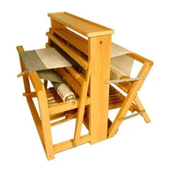Leclerc Nilus Floor Loom 8 Harness W/ Back Hinge Treadles(Leclerc Nilus Floor Loom 8 Harness W Back Hinge Treadles)